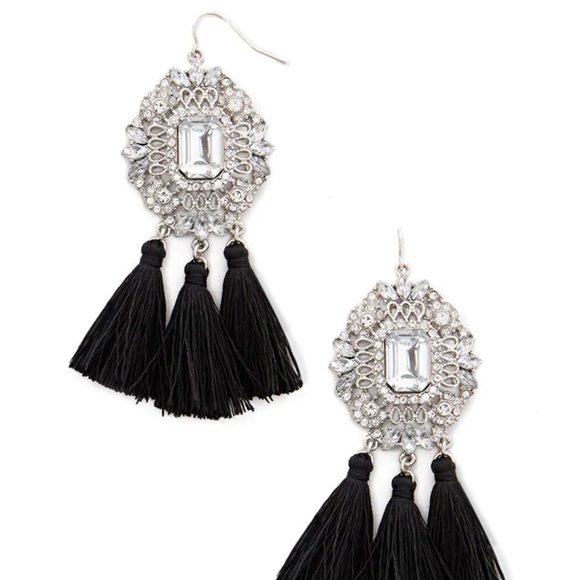 BRAND NEW Tassel Cluster Gem Drop Earrings - Picture 2 of 3
